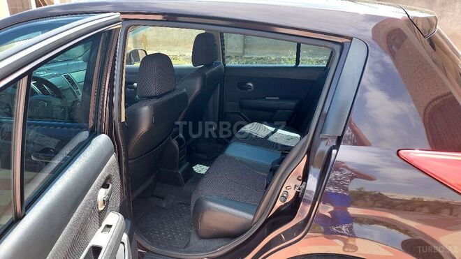 Nissan Tiida 2012, 62,000 km - 1.5 l - Naftalan