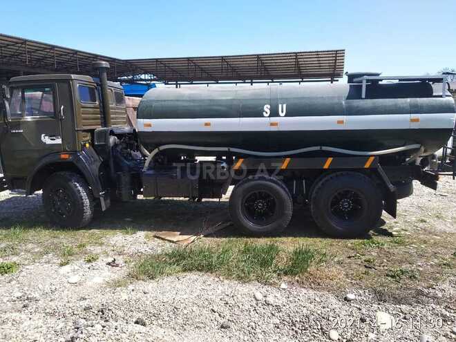 KamAz 53202 1987, 560,000 km - 11.0 l - Qusar