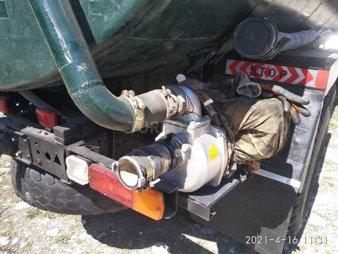 KamAz 53202 1987, 560,000 km - 11.0 l - Qusar
