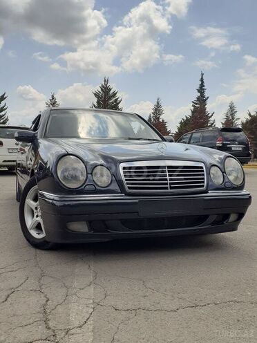 Mercedes E 240 1999, 328 km - 2.4 л - Şirvan