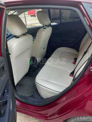 Ford Fiesta 2010, 200,000 km - 1.6 l - Bakı