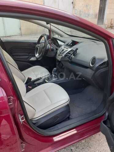 Ford Fiesta 2010, 200,000 km - 1.6 l - Bakı
