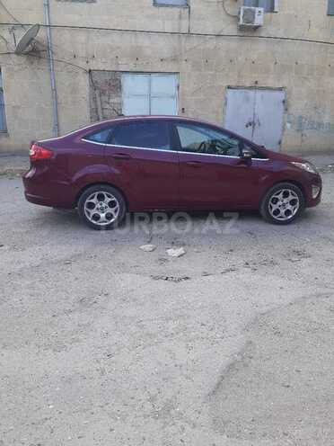 Ford Fiesta 2010, 200,000 km - 1.6 l - Bakı