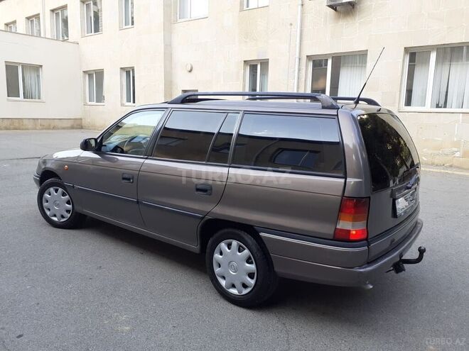 Opel Astra 1998, 321,000 km - 1.6 л - Bakı
