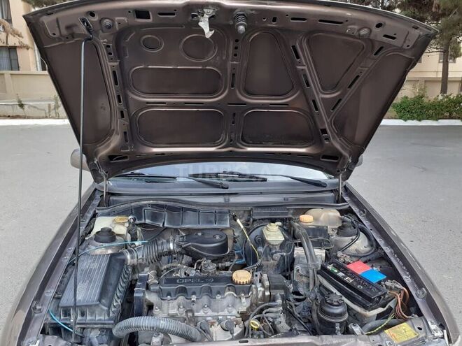 Opel Astra 1998, 321,000 km - 1.6 л - Bakı