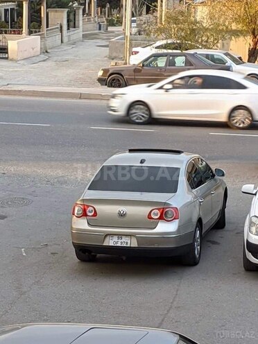 Volkswagen Passat 2006, 250,000 km - 2.0 л - Bakı
