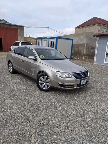 Volkswagen Passat 2006, 250,000 km - 2.0 л - Bakı