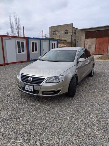 Volkswagen Passat 2006, 250,000 km - 2.0 л - Bakı