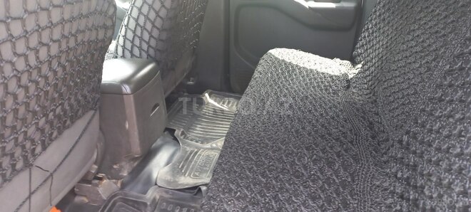 Nissan Navara 2011, 341,250 km - 2.5 l - Lerik