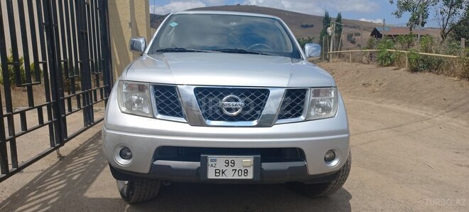 Nissan Navara 2011, 341,250 km - 2.5 l - Lerik