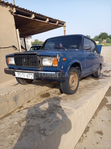 LADA (VAZ) 2107 2009, 113,000 km - 1.6 l - Salyan