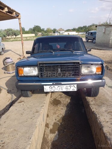 LADA (VAZ) 2107 2009, 113,000 km - 1.6 l - Salyan