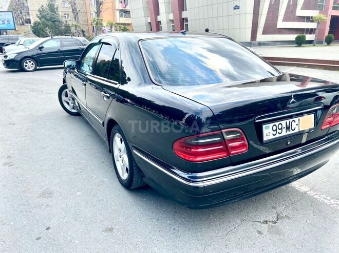 Mercedes E 270 1999, 461,000 km - 2.7 l - Bakı