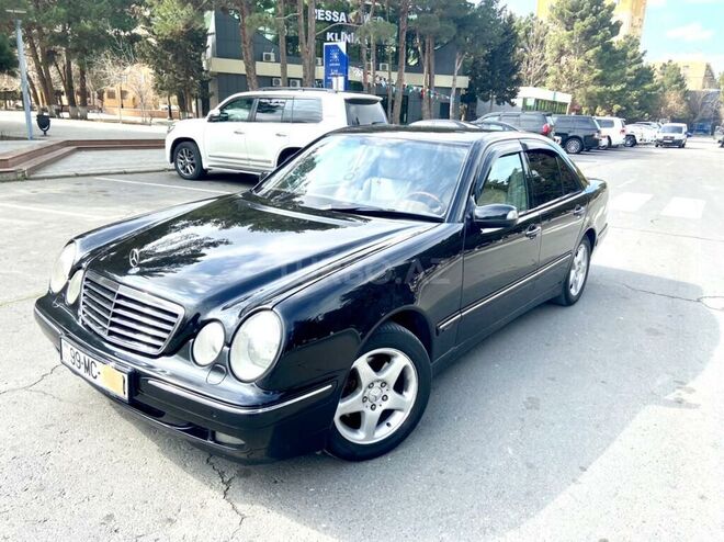 Mercedes E 270 1999, 461,000 km - 2.7 l - Bakı