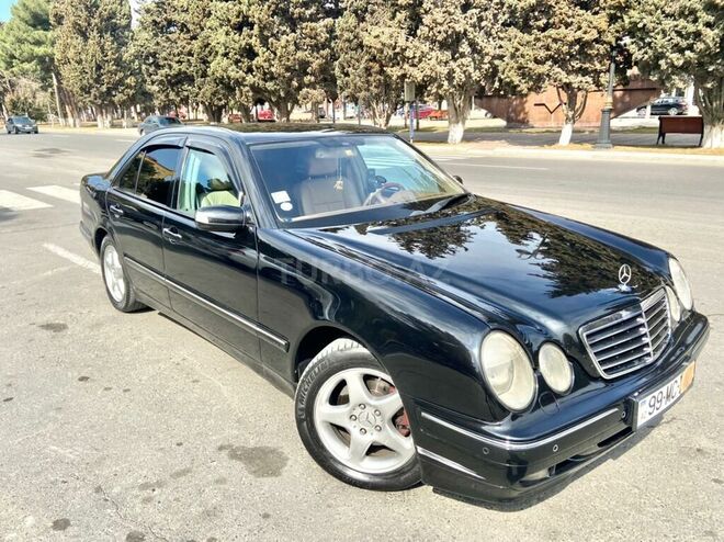Mercedes E 270 1999, 461,000 km - 2.7 l - Bakı