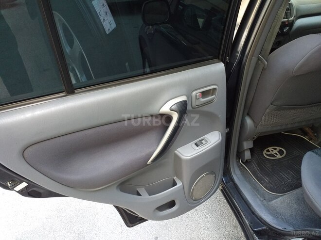 Toyota RAV4 2002, 290,000 km - 2.0 л - Bakı