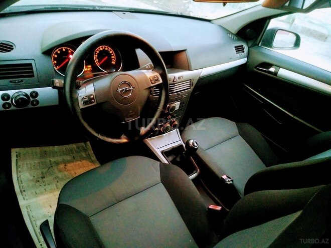 Opel Astra 2006, 212,500 km - 1.4 l - Bakı
