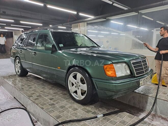 Mercedes E 200 1995, 375,000 km - 2.0 l - Bakı