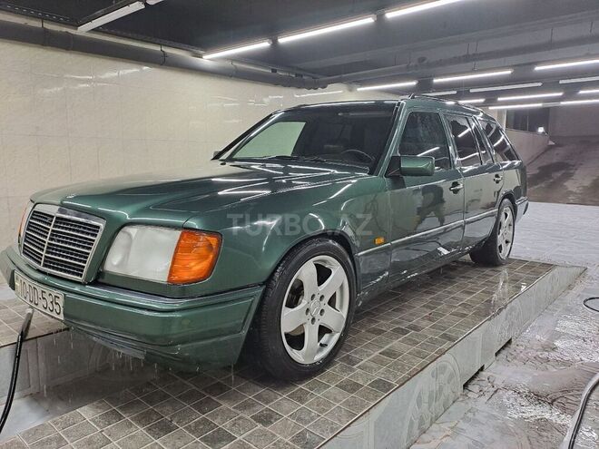 Mercedes E 200 1995, 375,000 km - 2.0 l - Bakı