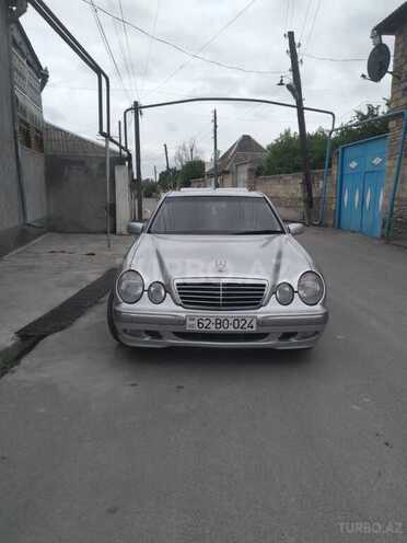 Mercedes E 240 2000, 334,000 km - 2.4 l - Bakı