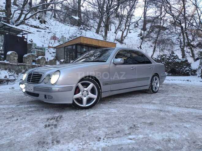 Mercedes E 240 2000, 334,000 km - 2.4 l - Bakı