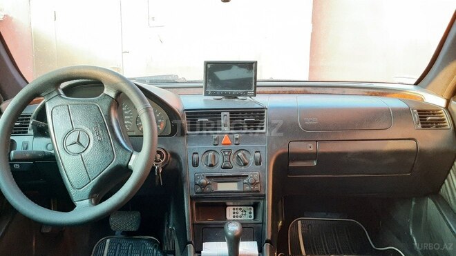 Mercedes C 200 1997, 230,000 km - 2.0 l - Bakı