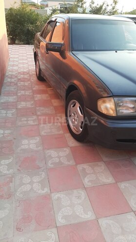 Mercedes C 200 1997, 230,000 km - 2.0 l - Bakı