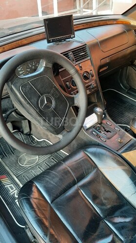 Mercedes C 200 1997, 230,000 km - 2.0 l - Bakı