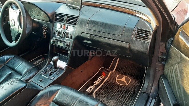 Mercedes C 200 1997, 230,000 km - 2.0 l - Bakı