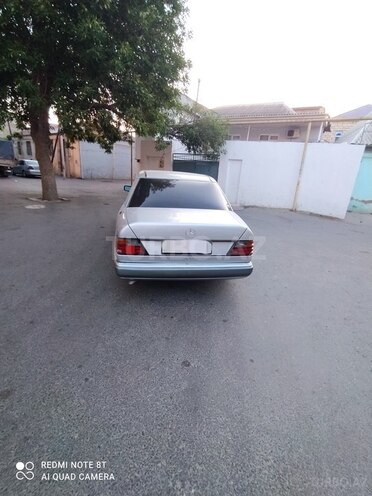 Mercedes E 250 1992, 326,123 km - 2.5 l - Bakı