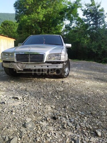 Mercedes C 180 1993, 568,786 km - 1.8 l - Şəki