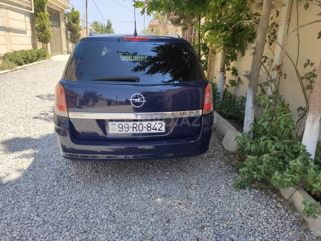 Opel Astra 2010, 235,645 km - 1.4 l - Bakı