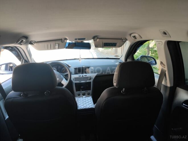 Opel Astra 2010, 235,645 km - 1.4 l - Bakı
