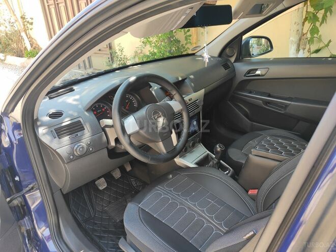 Opel Astra 2010, 235,645 km - 1.4 l - Bakı