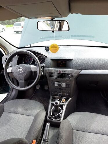 Opel Astra 2005, 190,000 km - 1.4 l - Bakı