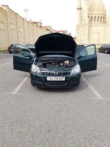 Opel Astra 2005, 190,000 km - 1.4 l - Bakı