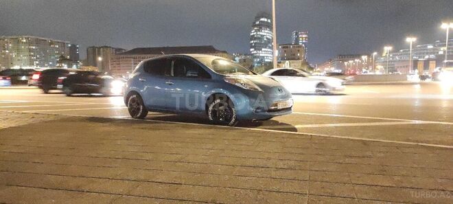Nissan Leaf 2011, 108,000 km - 0.0 l - Bakı