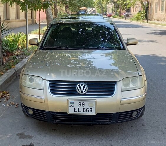 Volkswagen Passat 2001, 235,600 km - 1.8 л - Gəncə