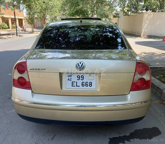 Volkswagen Passat 2001, 235,600 km - 1.8 л - Gəncə