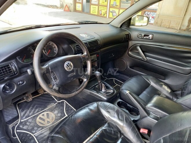 Volkswagen Passat 2001, 235,600 km - 1.8 л - Gəncə