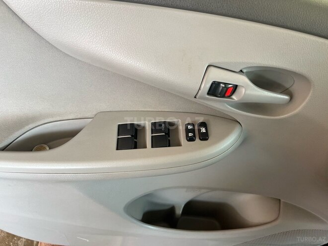 Toyota Corolla 2008, 106,000 km - 1.6 l - Bakı
