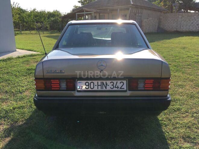 Mercedes 190 1990, 585,000 km - 2.0 l - Şirvan