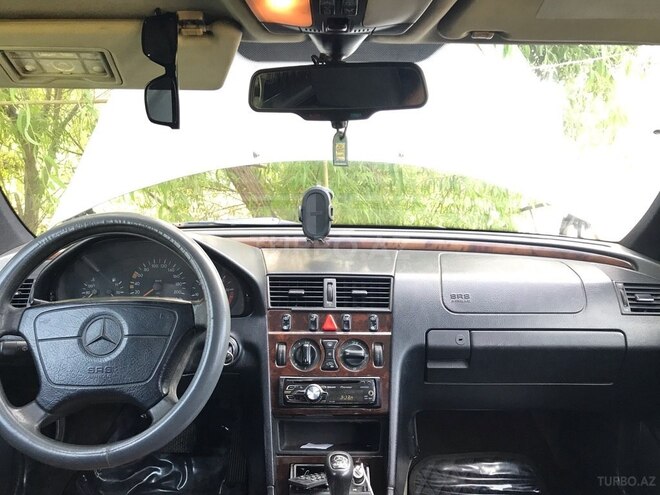 Mercedes C 220 1997, 465,685 km - 2.2 л - Bərdə