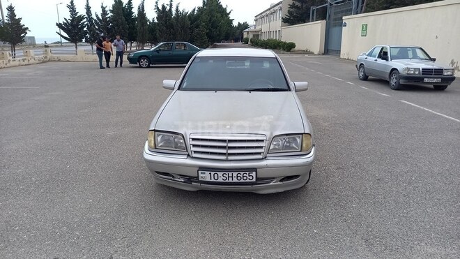 Mercedes C 180 1998, 200,000 km - 1.8 l - Sumqayıt
