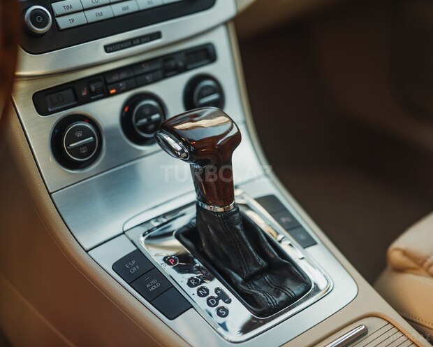 Volkswagen Passat 2008, 281,130 km - 2.0 l - Bakı