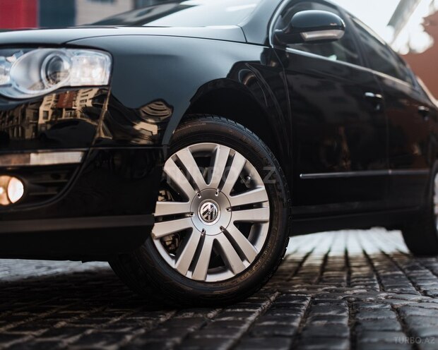 Volkswagen Passat 2008, 281,130 km - 2.0 l - Bakı