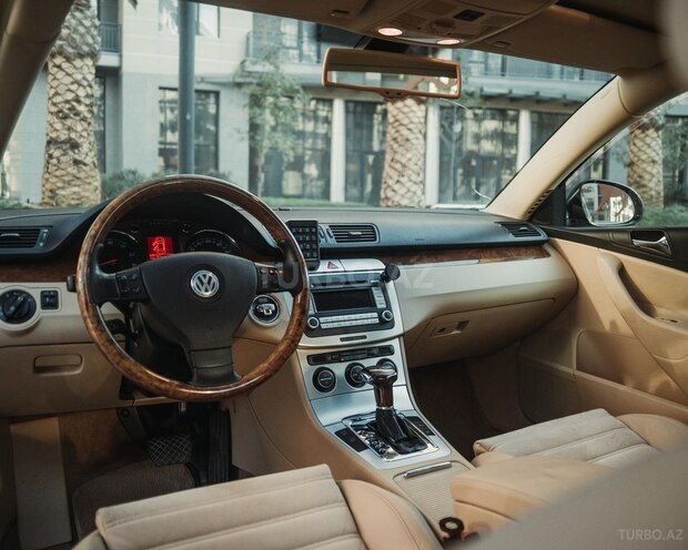 Volkswagen Passat 2008, 281,130 km - 2.0 l - Bakı