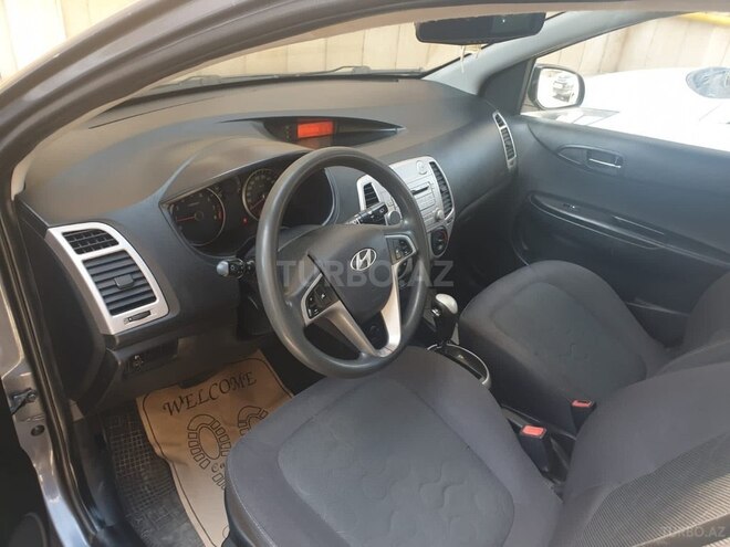 Hyundai i20 2009, 223,800 km - 1.4 l - Bakı
