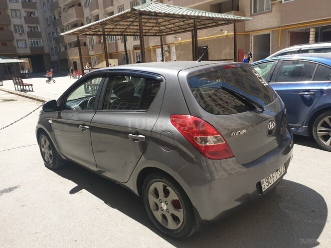 Hyundai i20 2009, 223,800 km - 1.4 l - Bakı