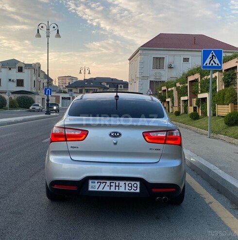 Kia Rio 2011, 140,000 km - 1.6 л - Bakı